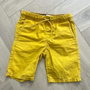 Bermuda Okaïdi ￼ : 4 ans